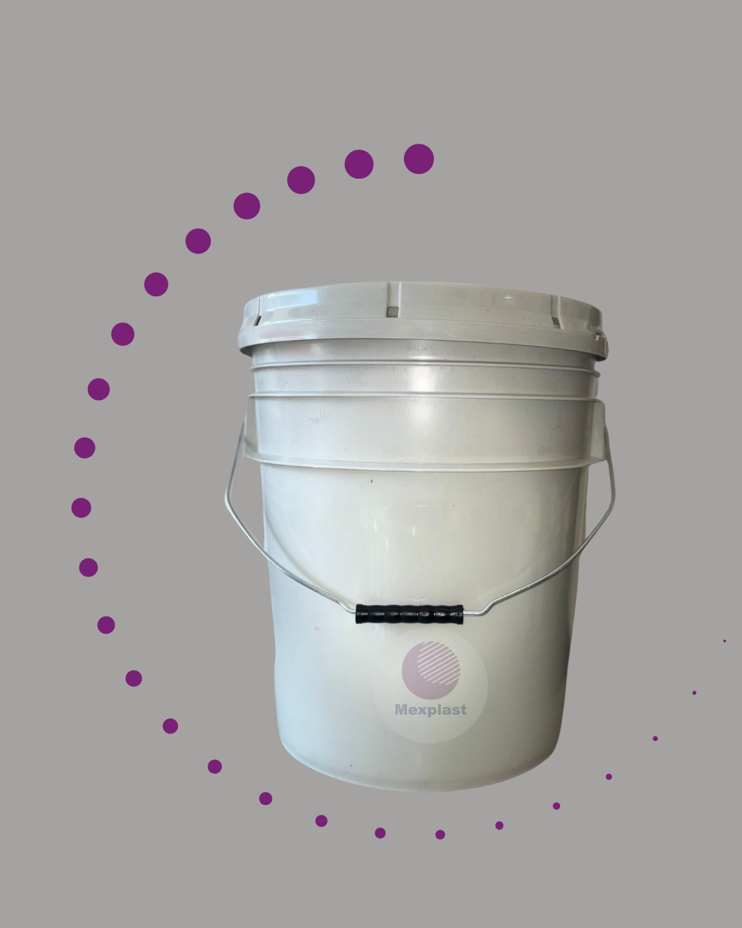CUBETA PLASTICO 19 LTS. BLANCO OSTION CON TAPA LISA (RECICLADA)
